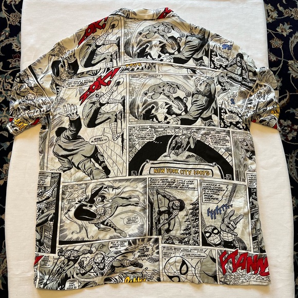 SPIDERMAN Marvel Short Sleeve Button Down shirt NEW With Tag By Marvel/H&M NWT - Picture 3 of 8